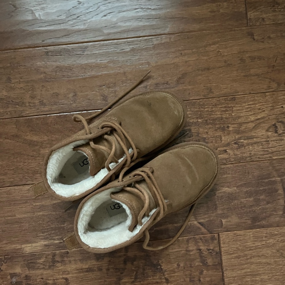 Ugg Neumel - image 3